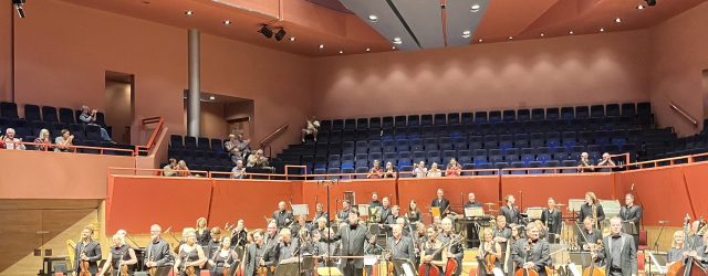 Owain Park conducting the BBC Concert Orchestra